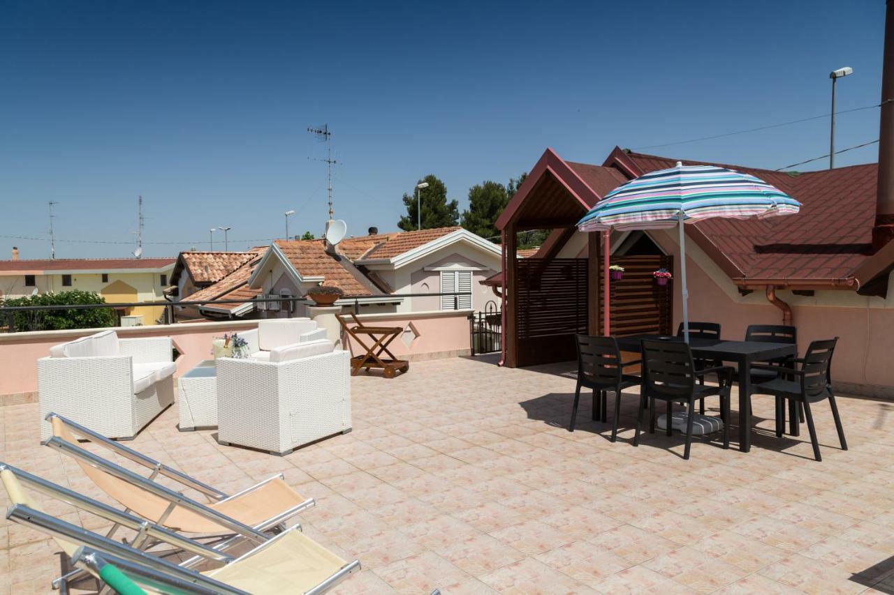 Casa Vacanze Un Tuffo Nel Blu Villa Matera Exterior foto